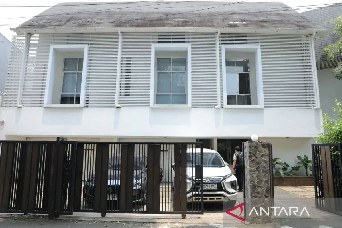 Kejagung Telusuri Aset Riza Chalid, Sita Rumah di Kebayoran Baru
