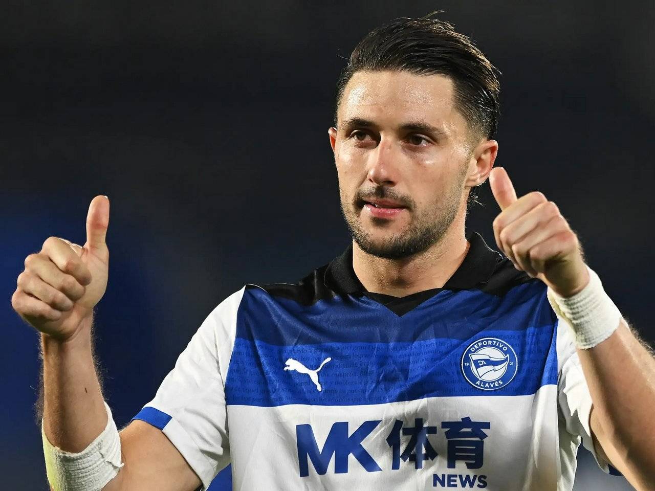 Terseret Kasus Dokumen Ilegal Malaysia, Facundo Garces Didepak Deportivo Alaves