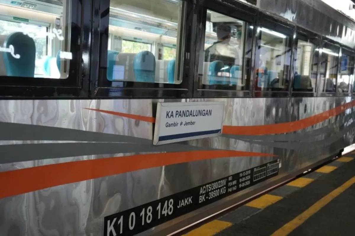 Rel Tergenang di Gubuk–Tegowanu, KA Pandalungan Jalankan Kecepatan Terbatas