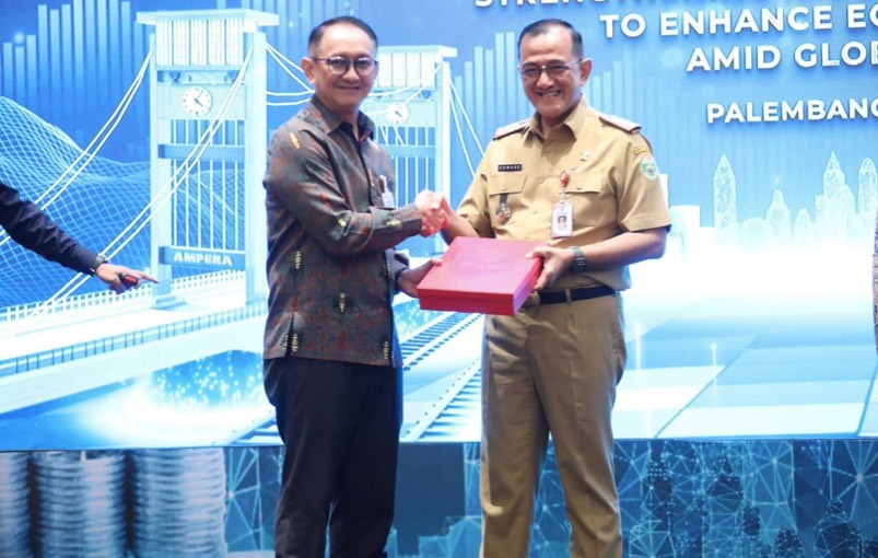 Pertumbuhan Ekonomi Sumsel Moncer, Sekda Edward Candra Terus Dorong Investasi