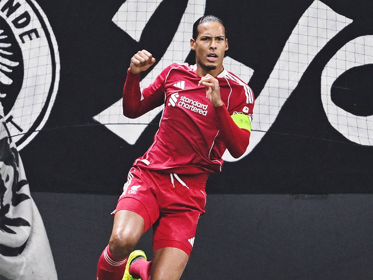 Liverpool Menang Telak di Liga Champions, Virgil van Dijk Belum Lega