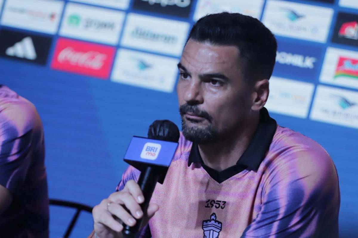 Carlos Pena Akui Bali United Menyulitkan, 1 Poin Persita Tangerang Disyukuri
