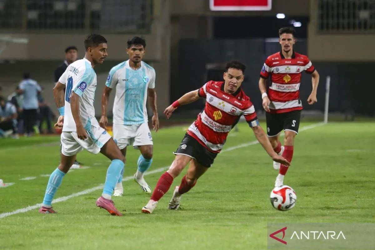 Madura United Minta Maaf, Belum Beri Kemenangan Kandang ke Suporter