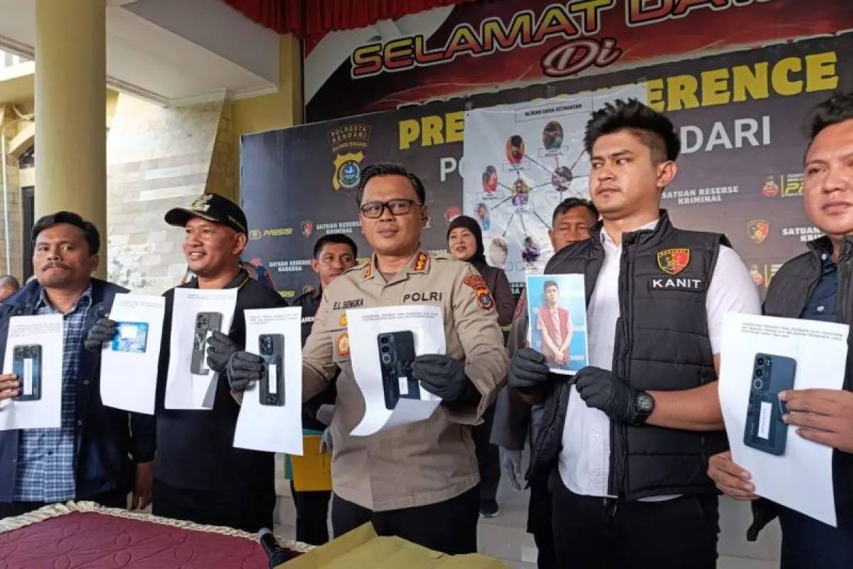 Sipir Rutan Kolaka Terancam Dipecat karena Selundupkan Ponsel untuk Napi