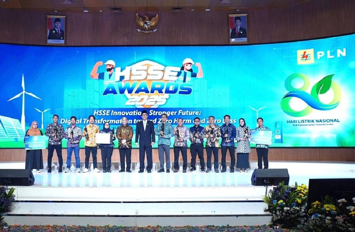 Jaga Kelestarian Alam, PLN UIP JBT Sabet Penghargaan Kinerja Lingkungan Terbaik