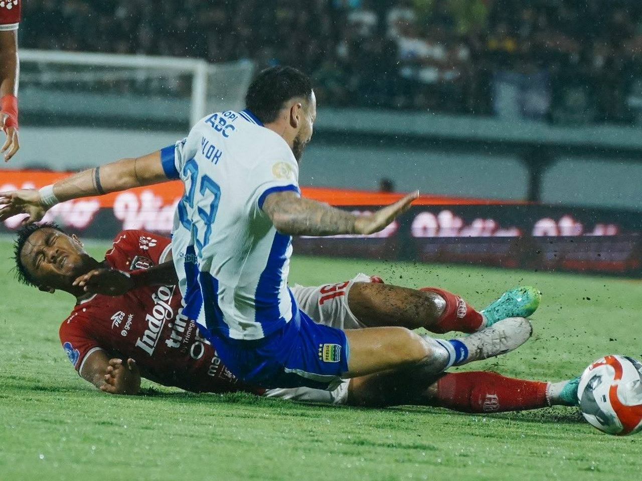 Klasemen Super League 2025/26: Bungkam Bali United, Persib Pepet Persija