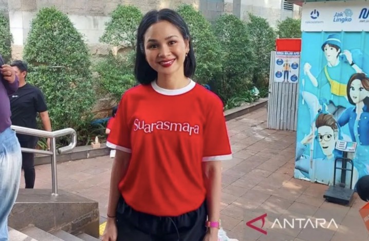 Jaga Lingkungan, Andien Selalu Libatkan Keluarga