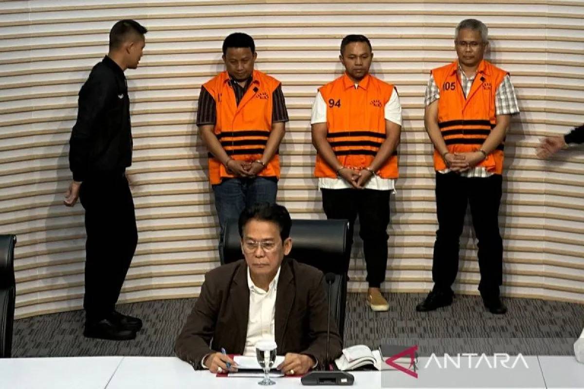 Gubernur Riau Abdul Wahid Tersangka Korupsi Pemerasan, KPK: Ditahan 20 Hari ke Depan