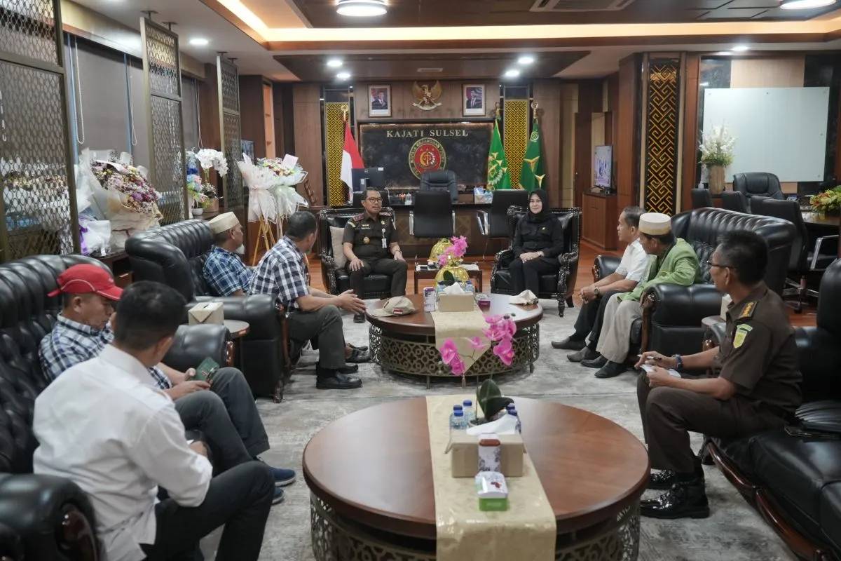 2 Guru di Luwu Utara Sempat Divonis Bersalah karena Iuran Rp20.000 Gaji Honorer