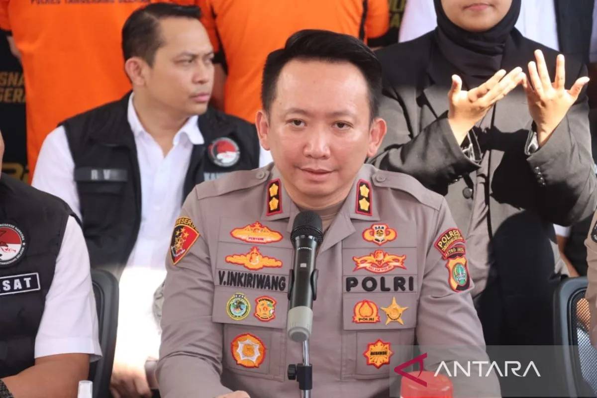 Bawa Senpi Ilegal, Jaksa Gadungan di Pamulang Tipu Korban Rp310 Juta