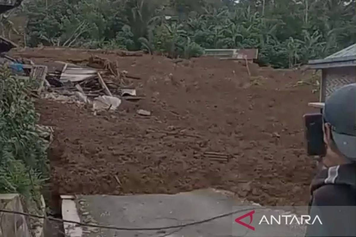 Hujan Ekstrem Picu Longsor Banjarnegara, 45 Warga Terisolasi dan 660 Jiwa Mengungsi