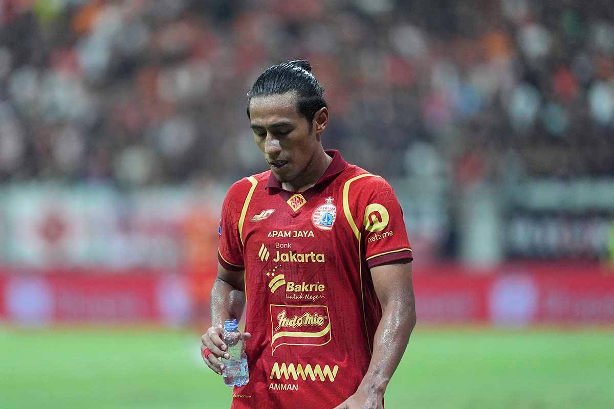 Gelandang Persija Jakarta Hanif Sjahbandi Absen 1 Bulan Seusai Jalani Operasi