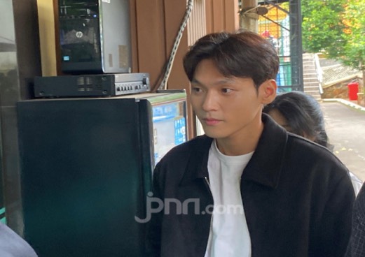 Ada Masalah Berat, Na Daehoon Mantap Cerai dari Jule