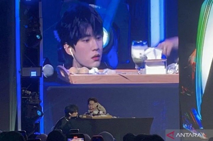 Makan Klepon di Jakarta, Zhou Yiran: Nilainya 9