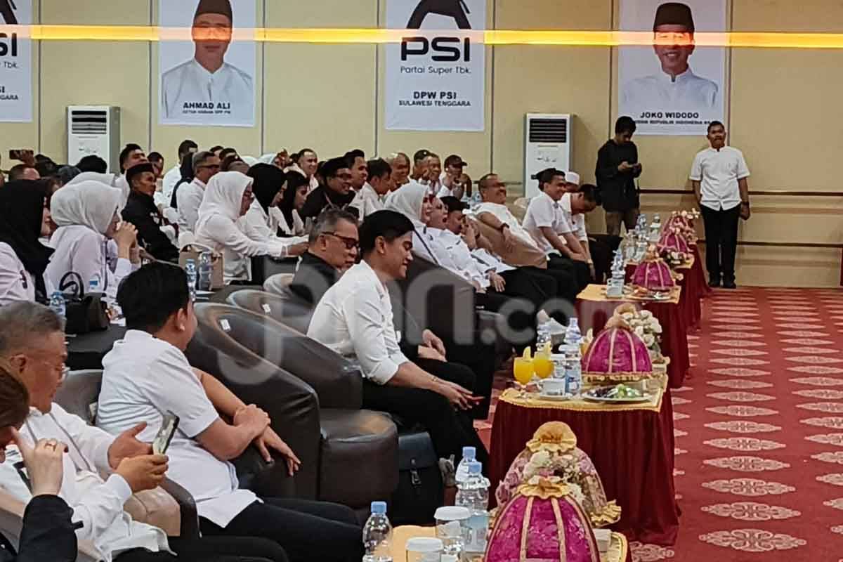 Kaesang Pangarep Tertawa saat Jokowi Disebut Jadi Ketua Dewan Pembina PSI