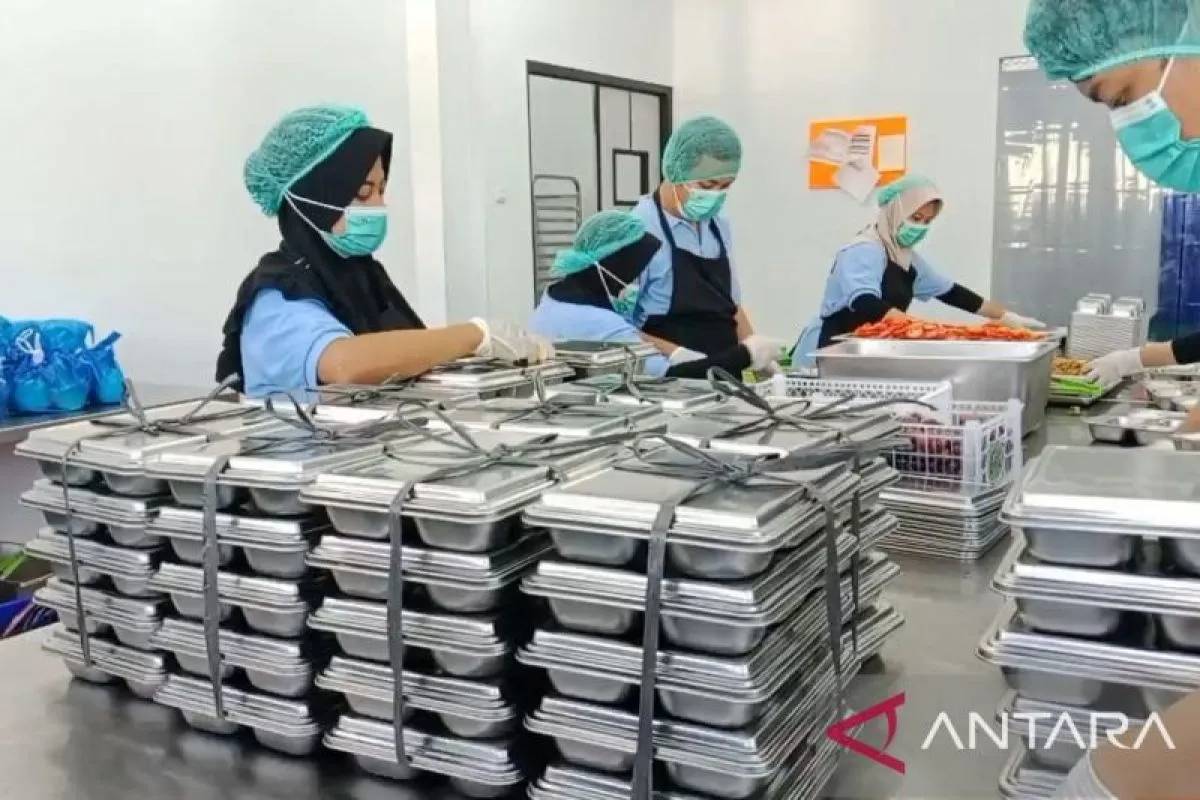 Distribusi MBG di Babel Pakai Kendaraan Terbuka, Menu Tidak Dievaluasi Berkala