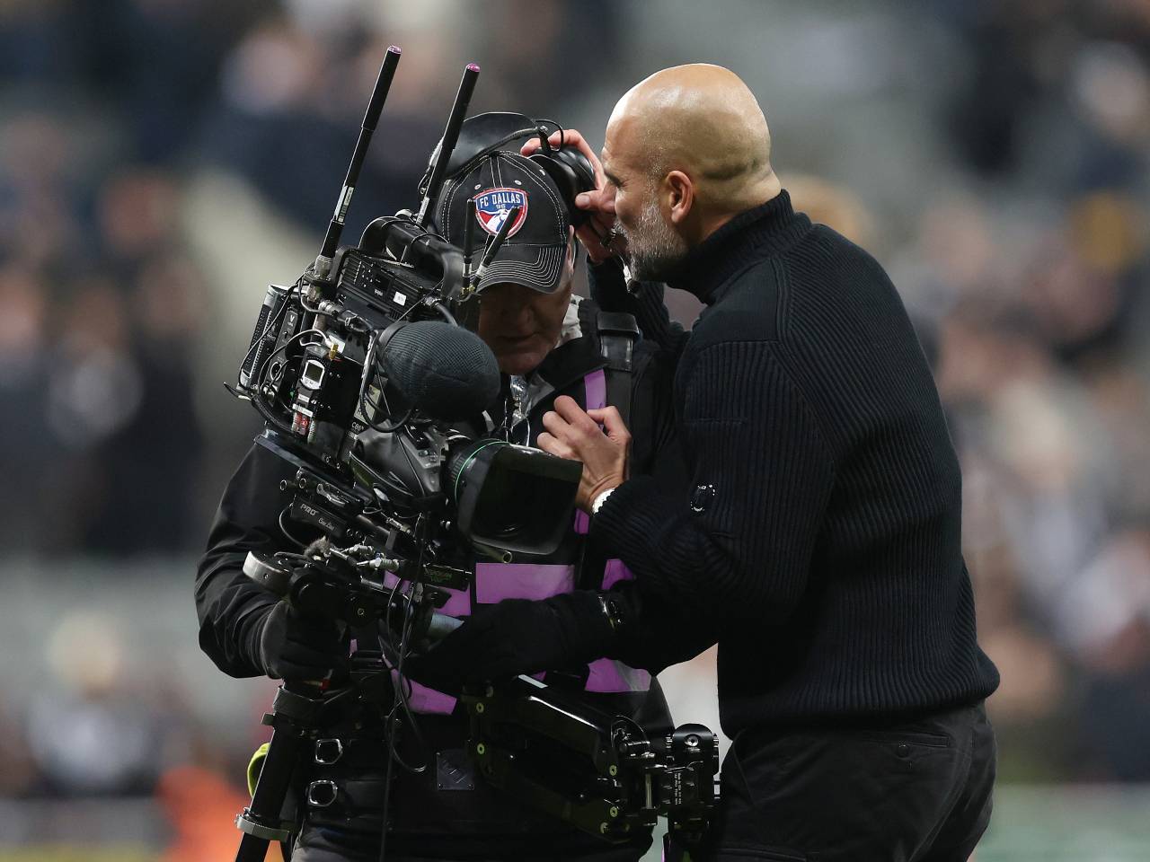 Ngamuk ke Kamerawan, Guardiola Malu dan Minta Maaf