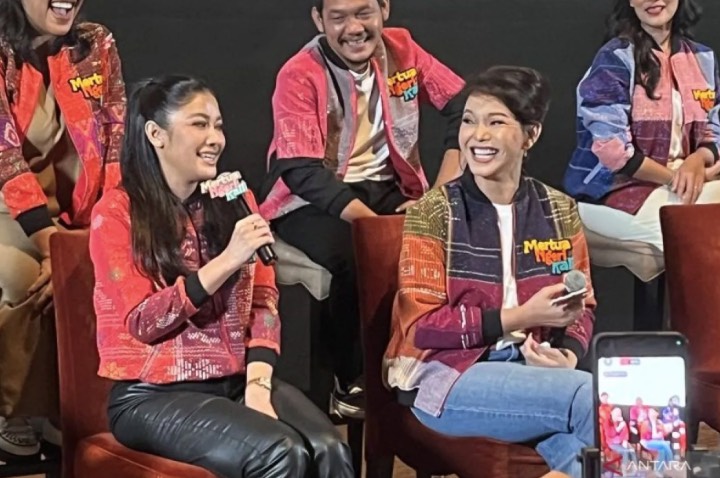 Syuting Film Bareng Bunda Corla, Naysilla Mirdad Ngakak