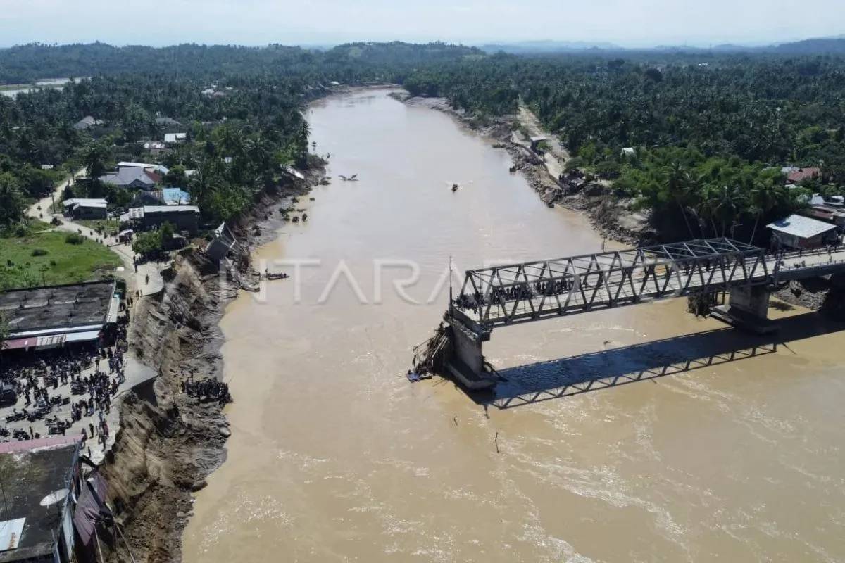 14 Jembatan dan 12 Jalan Nasional di Aceh Putus Diterjang Banjir dan Longsor