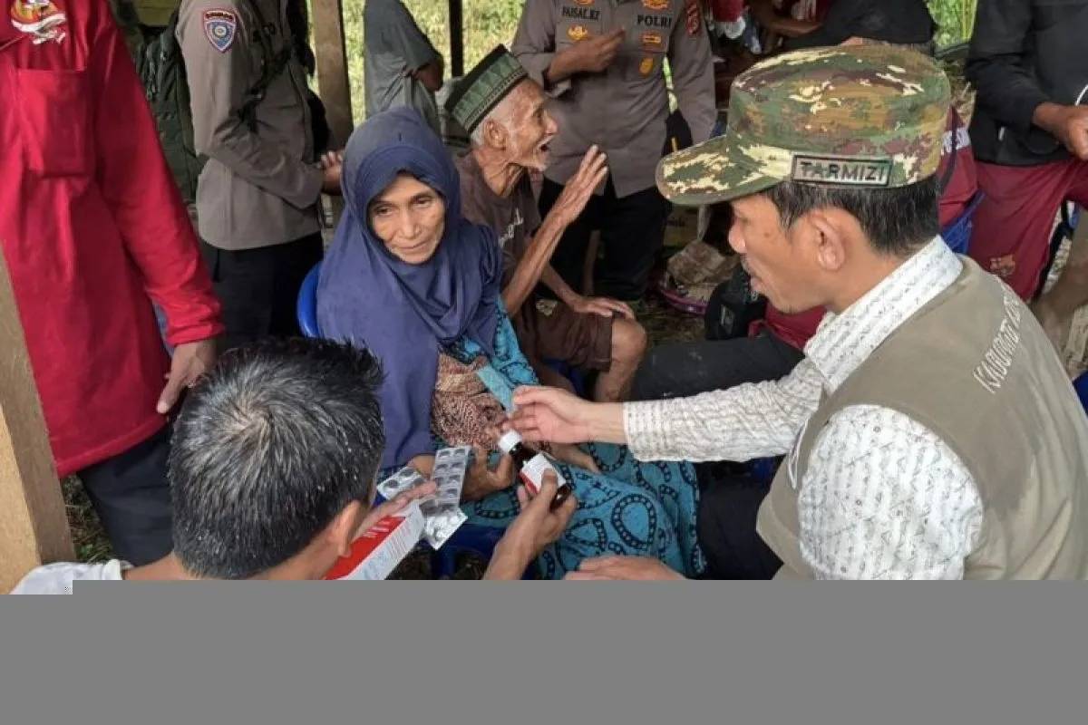 16 Jam Perjalanan, Bupati Aceh Barat Tembus Sikundo yang Terisolasi Berhari-hari