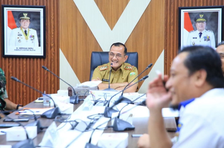 Sumsel Kirim 52,9 Ton Bantuan untuk Korban Banjir Sumatera, Sekda Edward Candra Berharap Tepat Sasaran