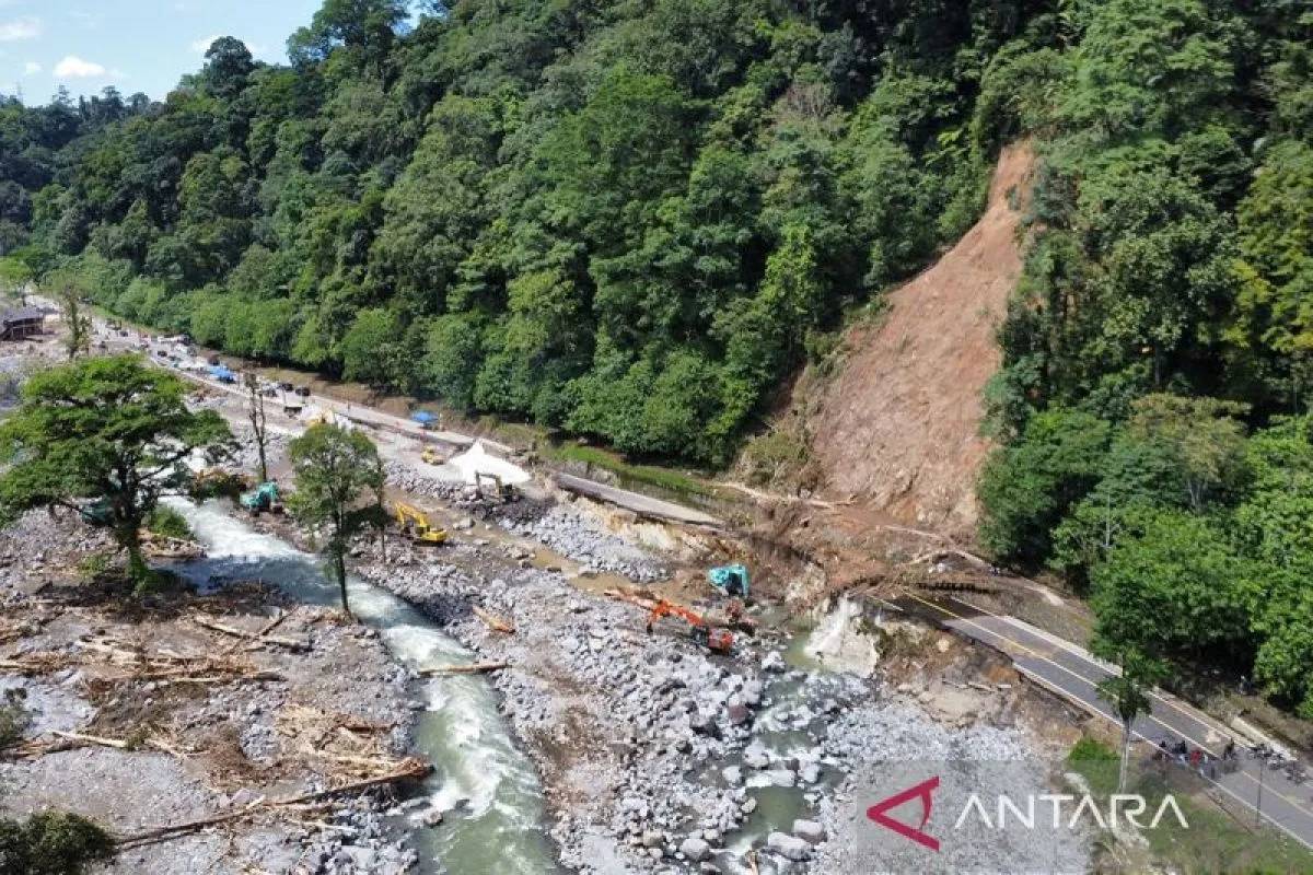 Jalur Lembah Anai Masih Ditutup, Padang–Bukittinggi Hanya Bisa Lewat Sitinjau Lauik