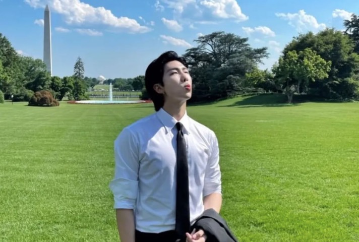 RM Akui BTS Sempat Ingin Dibubarkan, Tetapi Cinta Mengalahkan Segalanya