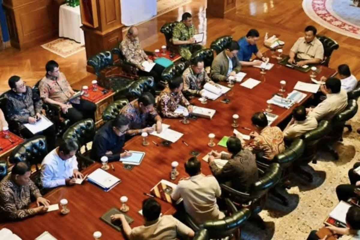 Prabowo Subianto Minta Harga Bahan Pokok Stabil saat Libur Akhir Tahun