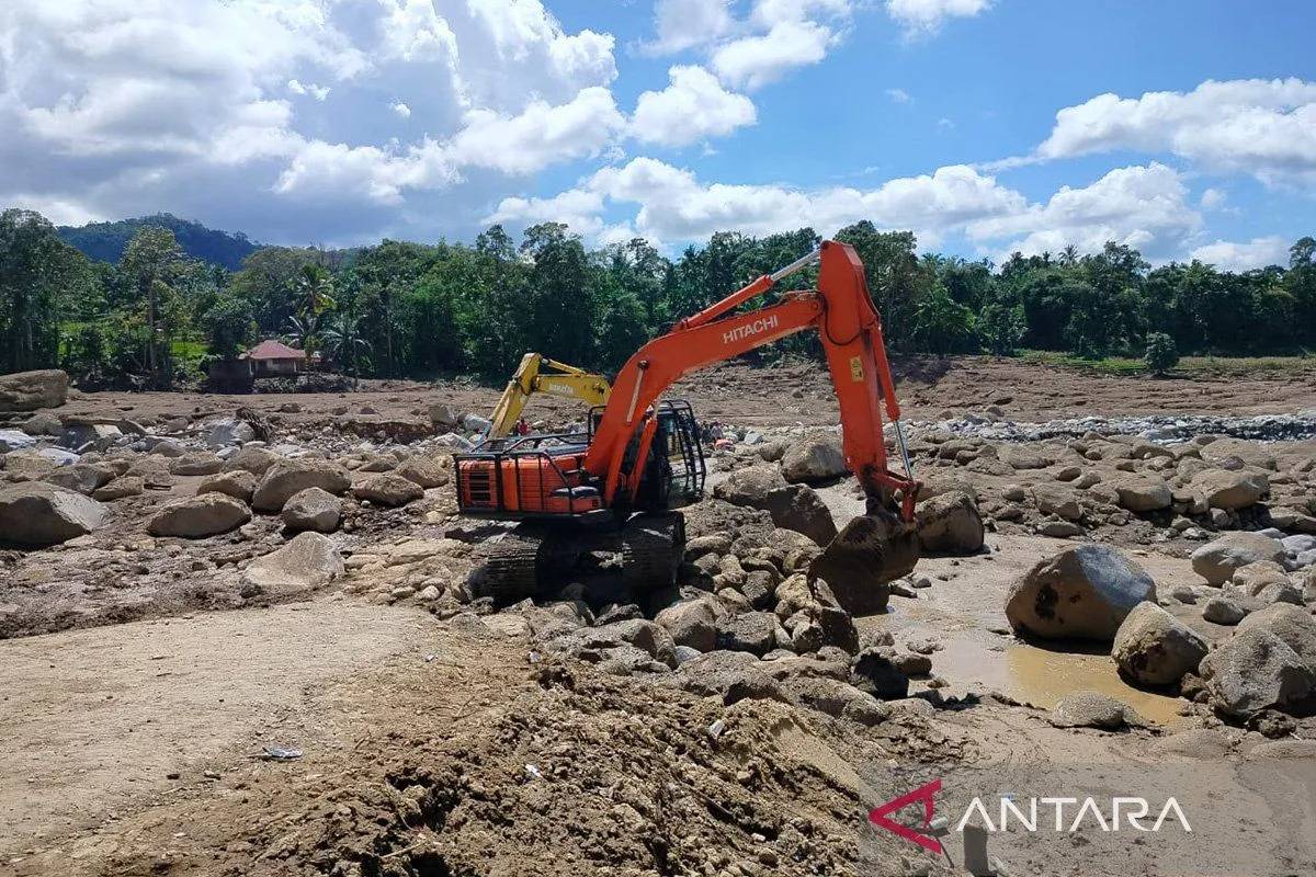 Dusun Pinang Balirik di Agam Terisolasi, Alat Berat Dikerahkan Buka Akses