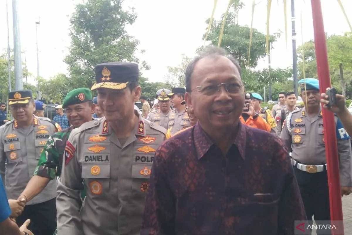 Wayan Koster Bantah Kampanye Negatif Wisata Bali, di Momentum Nataru