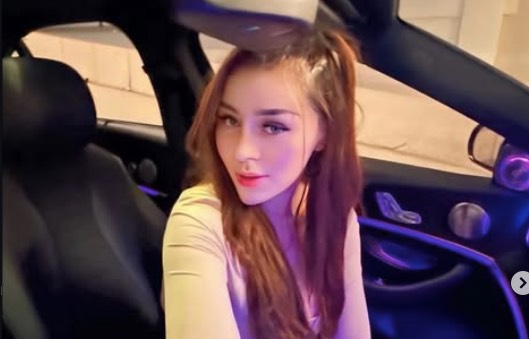 Naik Motor Klasik, Safa Marwah Sebut Bukan Milik RK