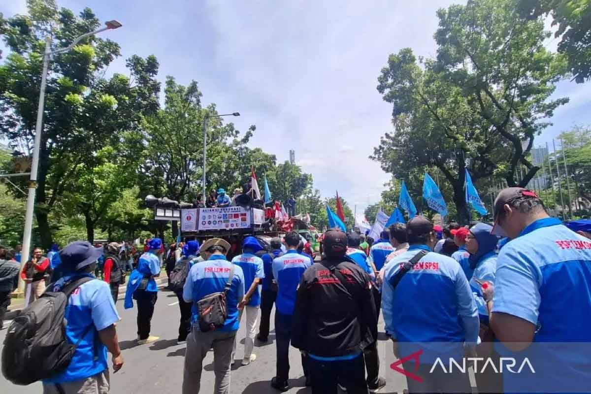 Buruh Sebut UMP Jakarta Tak Masuk Akal, Lebih Rendah Dibanding Kota Bekasi