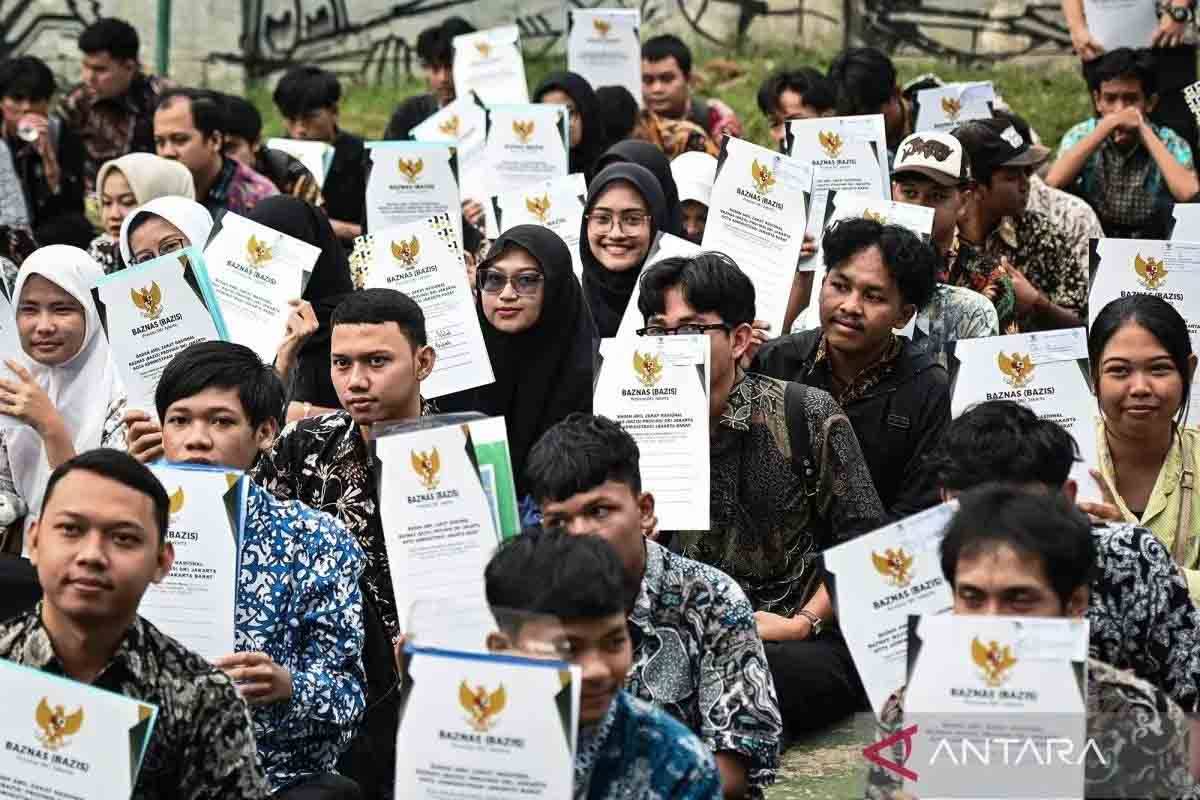 Madrasah dan Swasta Tahan Ijazah Banyak Siswa, Pemprov DKI Diminta Turun Tangan