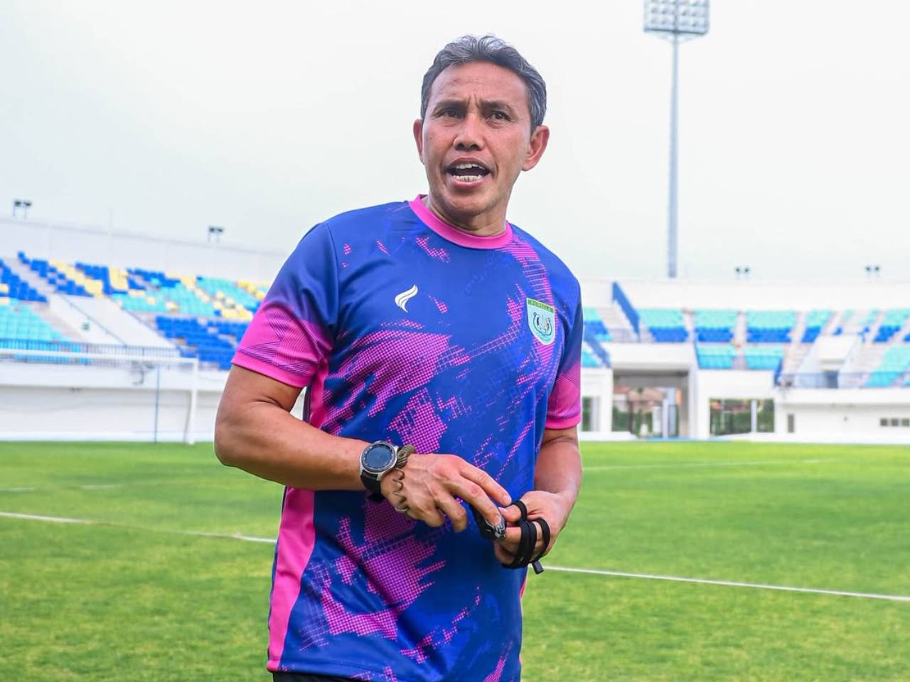 Bima Sakti Resmi Jadi Pelatih Persela, Target Kembali ke Kasta Tertinggi