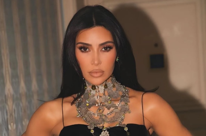 Beri Anjing ke Anak, Kim Kardashian Terima Kritikan Tajam