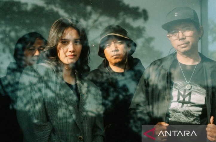 Cherry Bombshell Comeback, Lagu Baru Penuh Pesan Emosional