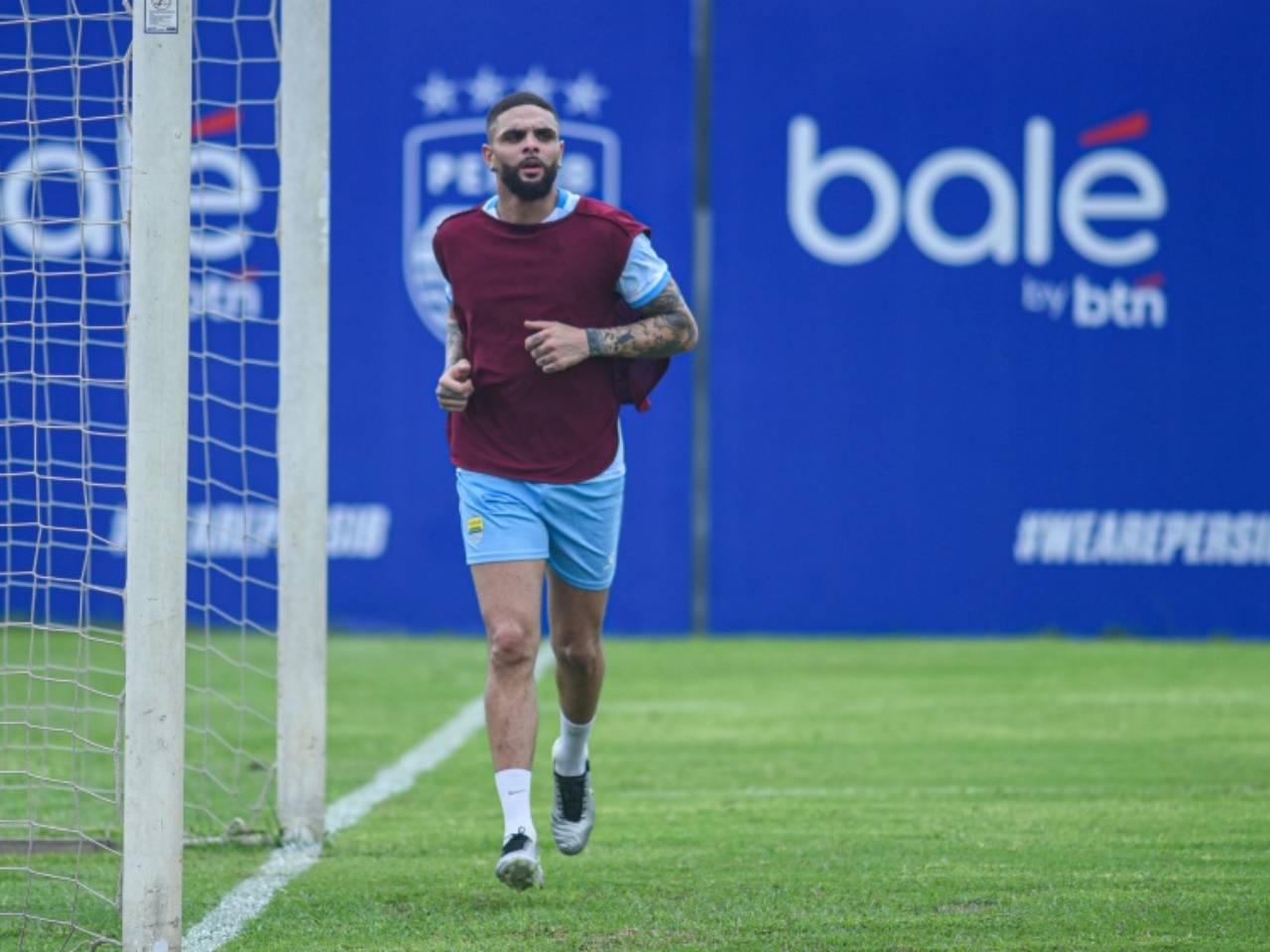 Lawan Persis Solo, Persib Bandung Tidak Akan Mainkan Layvin Kurzawa