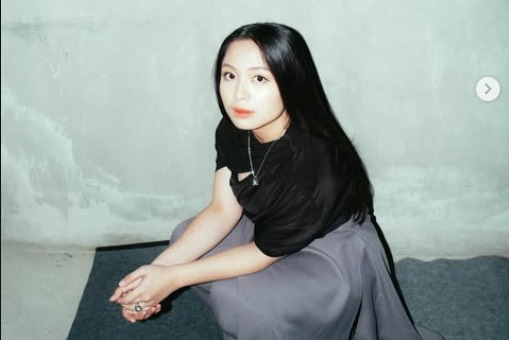 Nuansa Lagu Baru Bernadya Ceria, Tetapi Ada Kegelapan di Dalamnya