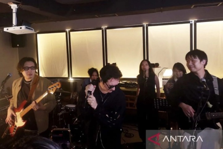 Jadi Vokalis Ricecooker, Jerome Kurnia Rajin Telepon Will Mara Tengah Malam