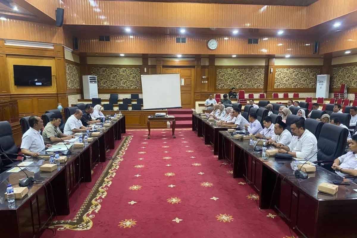 Gaji 3.587 PPPK Paruh Waktu Belum Cair di Serang, Para Guru Cari Sampingan