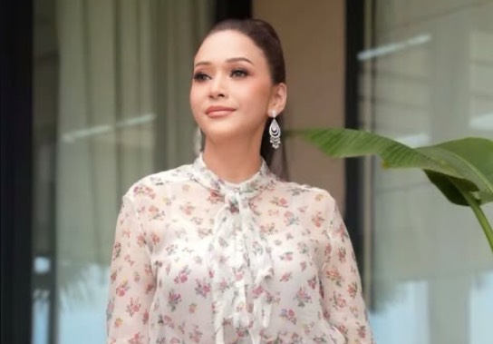 Rahasiakan Tanggal El Rumi dan Syifa Hadju Menikah, Maia Estianty Sebut Adat Jawa