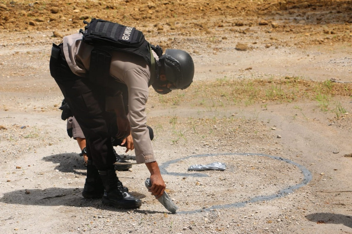 Polda Banten Musnahkan Sisa Bahan Peledak, Begini Prosesnya - GenPI.co ...