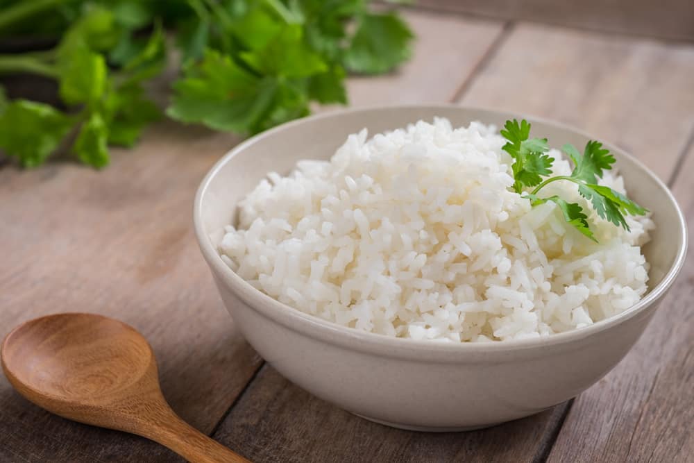 3 Mitos yang Menyesatkan Soal Makan Nasi Putih
