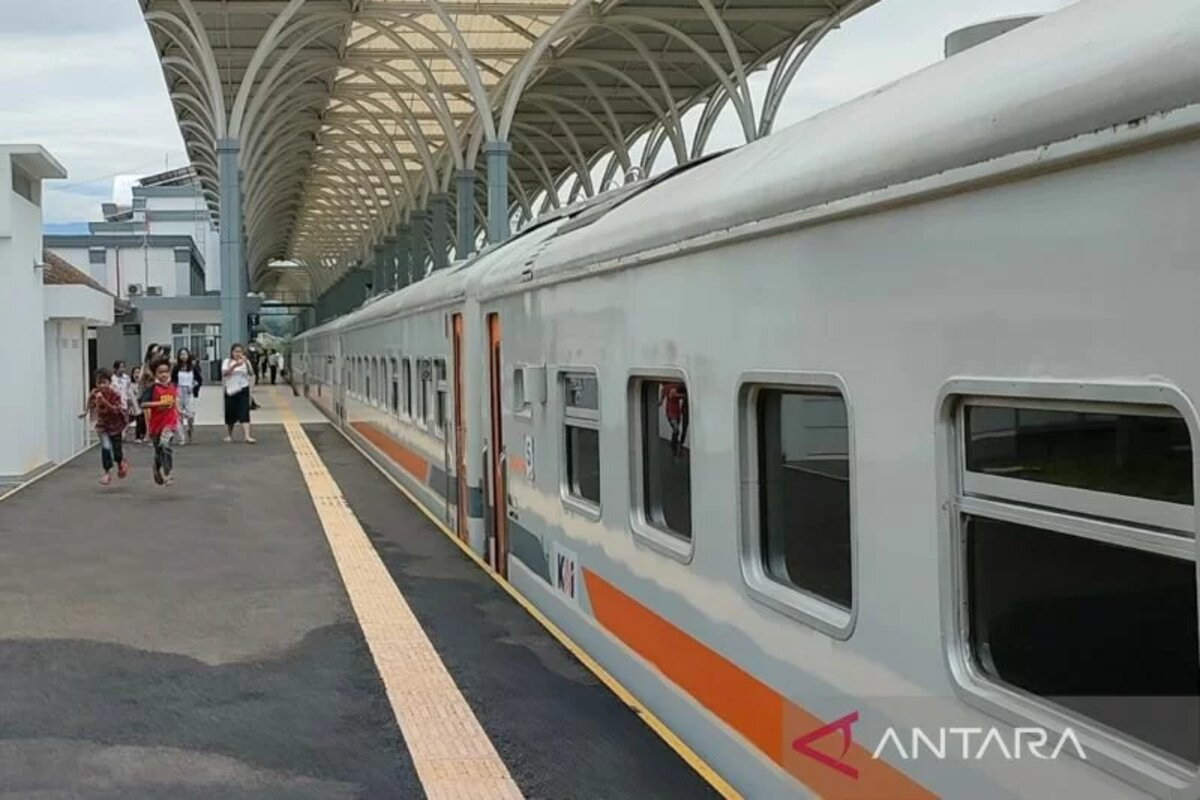 Jadwal Dan Harga Tiket Kereta Api Bandung Surabaya Juni GenPI Co JABAR