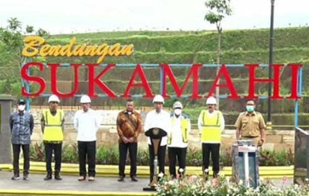 Resmikan 2 Bendungan Di Bogor, Jokowi Beri Pesan Untuk Gubernur Jabar ...