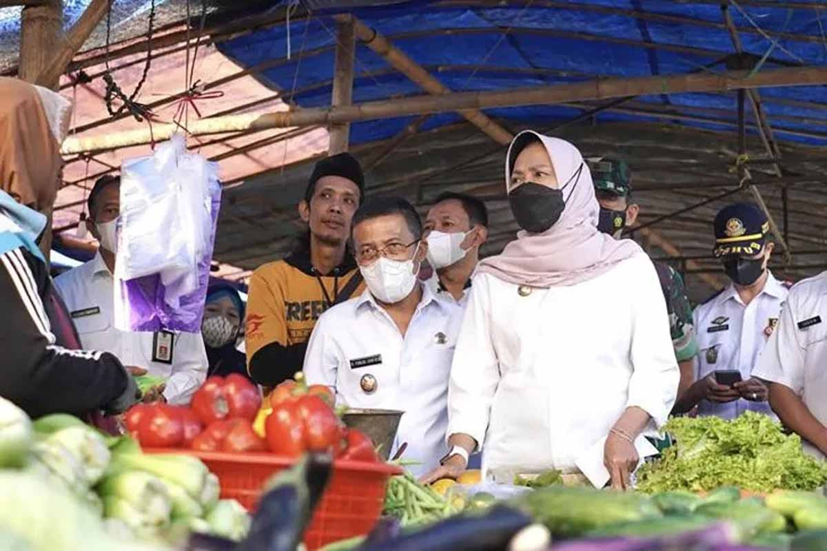 Daftar Harga Bahan Pokok Kota Batu Terbaru Menjelang Nataru, Mak-Mak ...