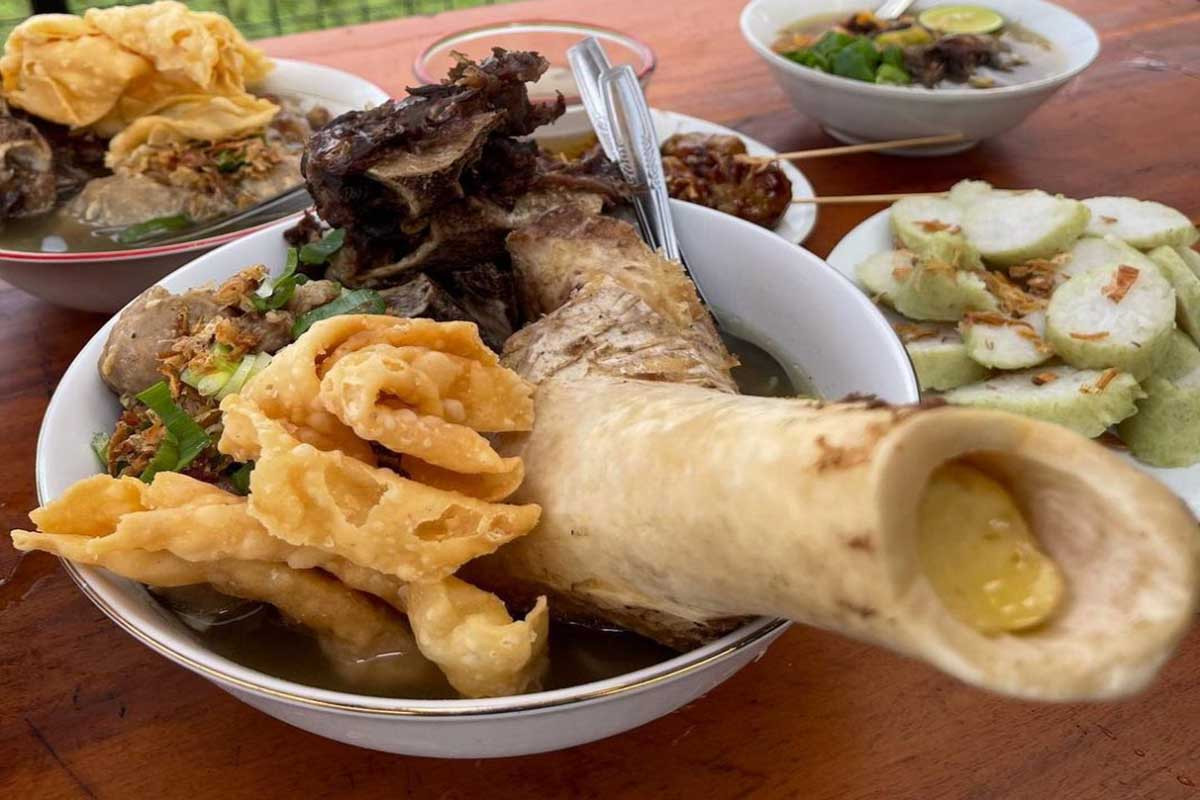 Bakso Sumsum Merapi Di Yogyakarta Kuahnya Gurih Banget Jogja