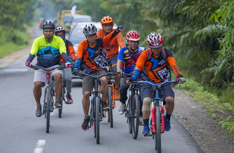 Tempuh 300 km dengan Sepeda, Kakek Ini Promosikan Pariwisata