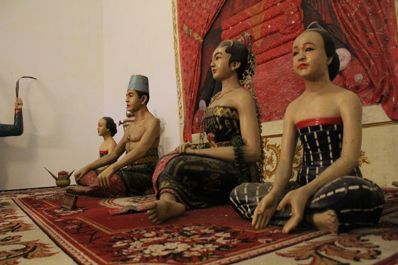 Di Museum Kasunanan Surakarta, Jangan Foto Kereta Jenasah